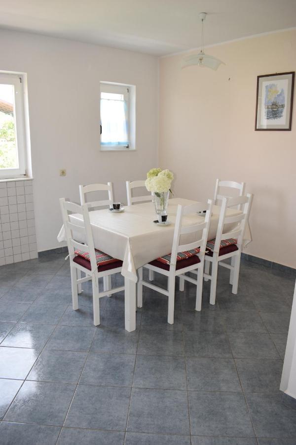 Apartment Danijela Vodice Exterior photo